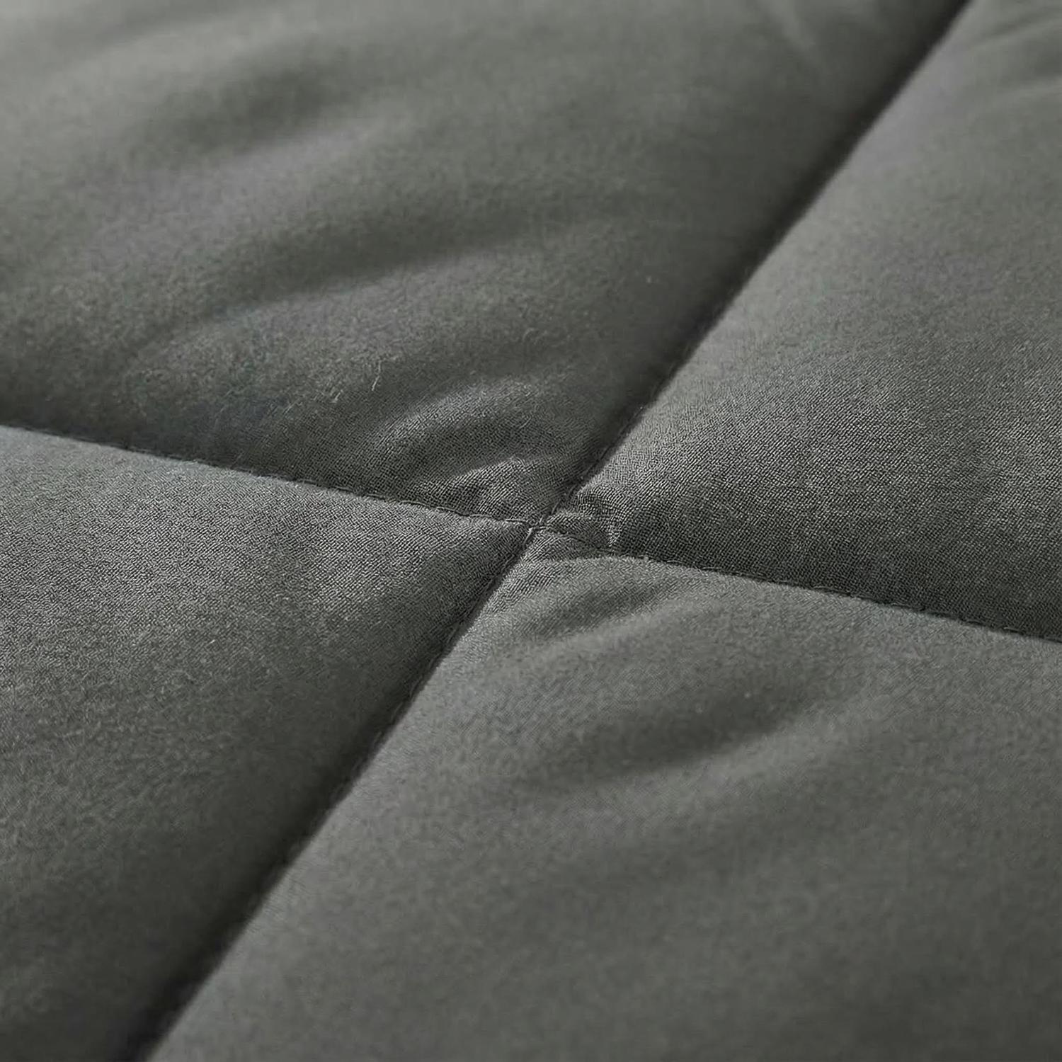 Aurora Diamond Grid Quilt Double Thick Comforter For Home And Hotel