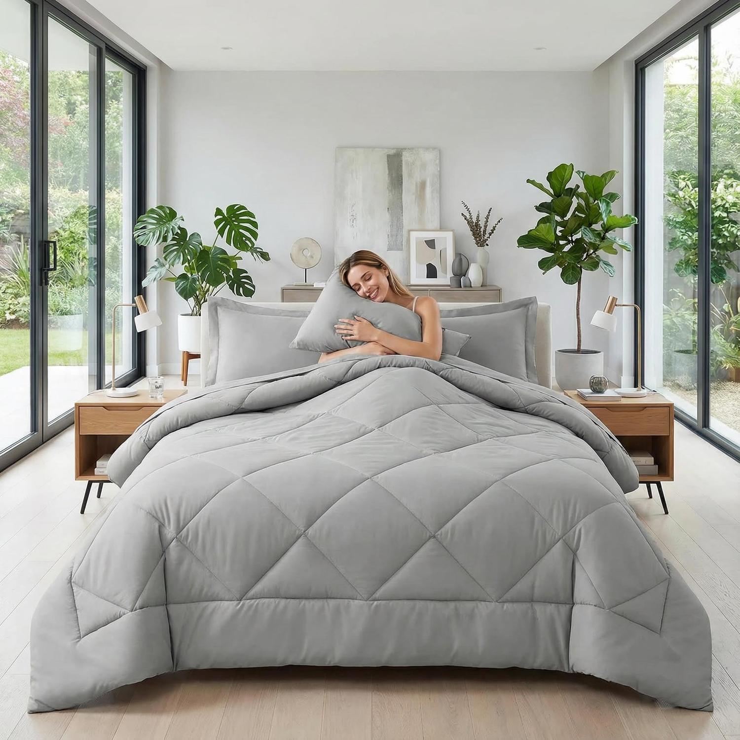 Aurora Diamond Grid Quilt Double Thick Comforter For Home And Hotel