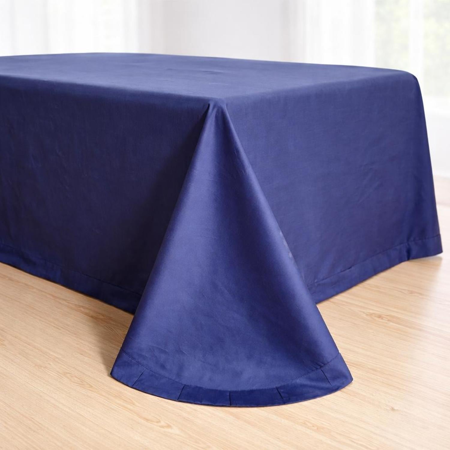 AzureLoom Luxurious Woven Bedding Set With White And Deep Blue Floral Embroidery